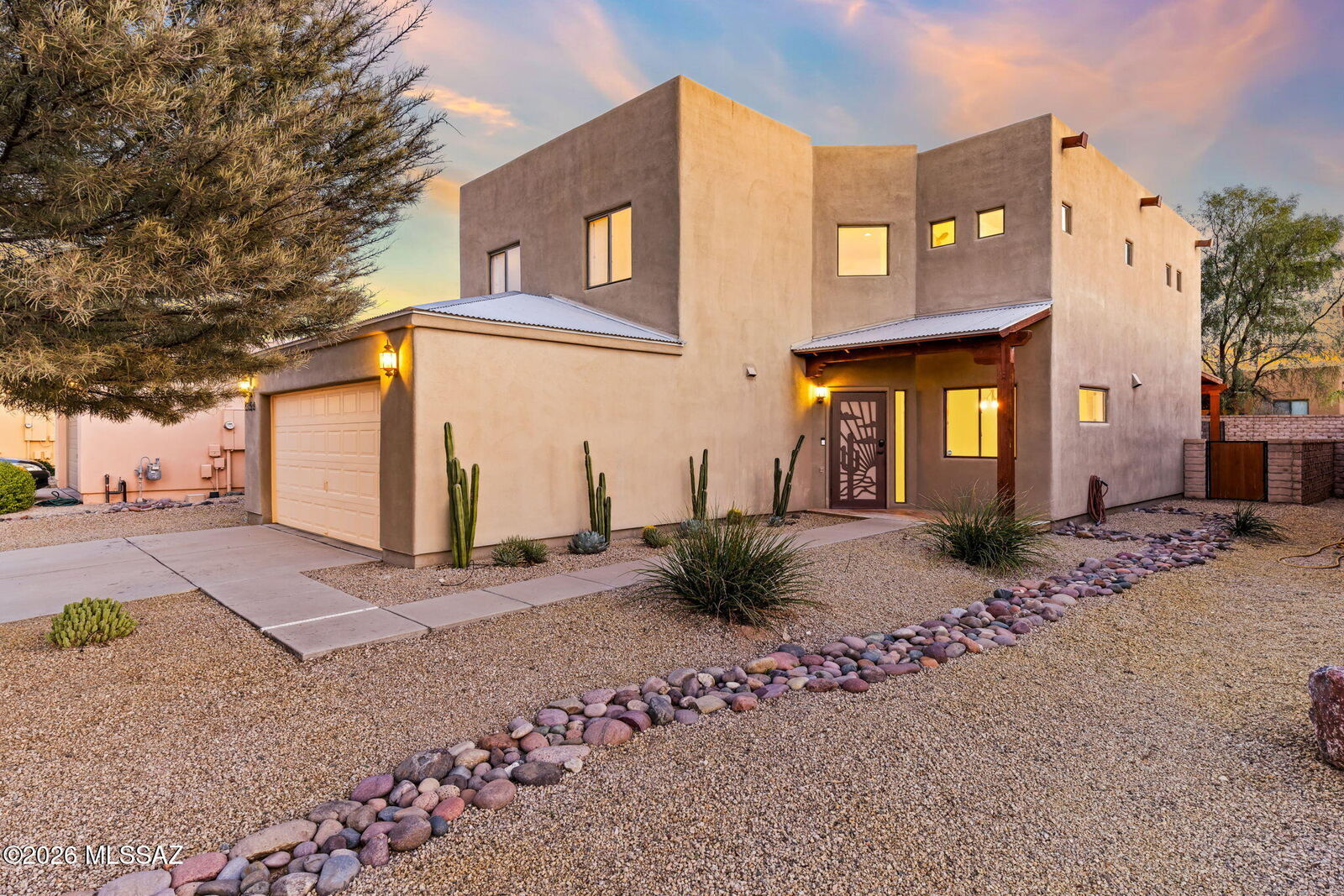 Property Photo:  8786 E Corte Caida Del Sol  AZ 85715 