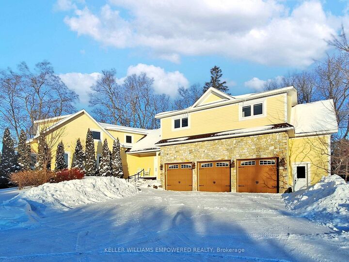 8 Macleod Estate Court — photo 1