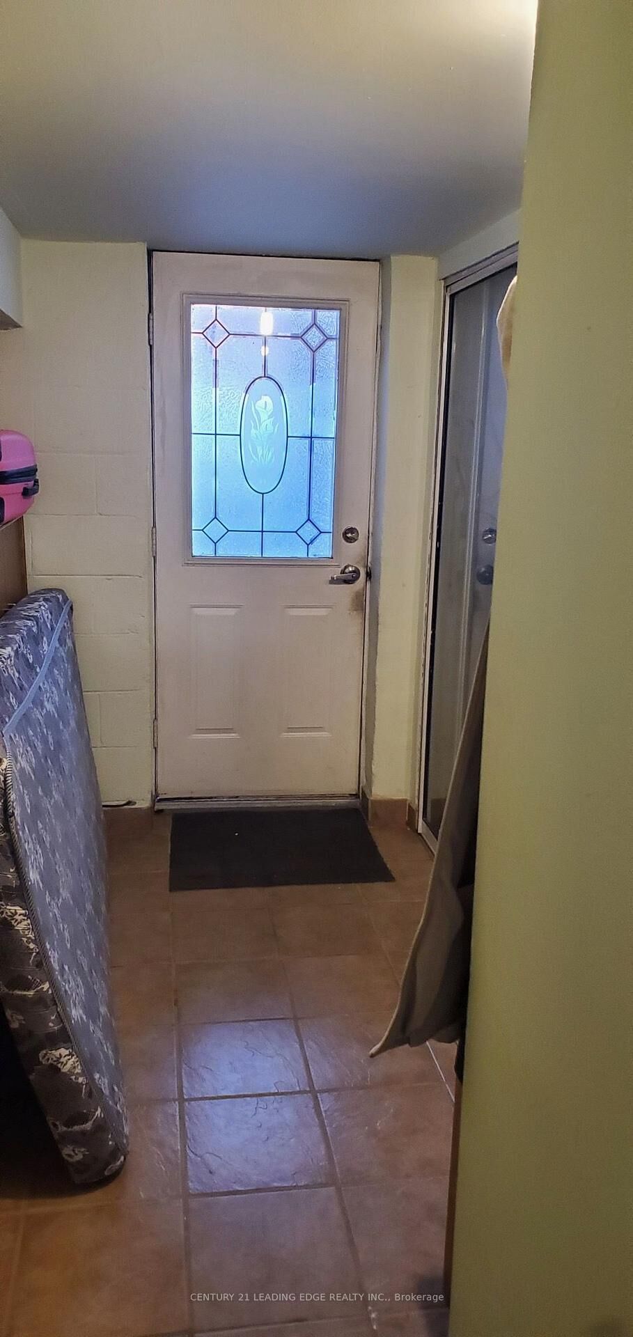 Property Photo:  23 Armitage Drive Bsmt  ON M1R 4X9 