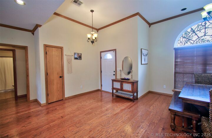 Property Photo: 1129 Elizabeth Drive OK 74426