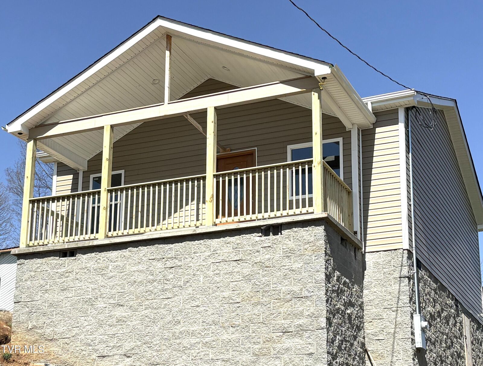 Property Photo: 1724 Pendleton Street TN 37660