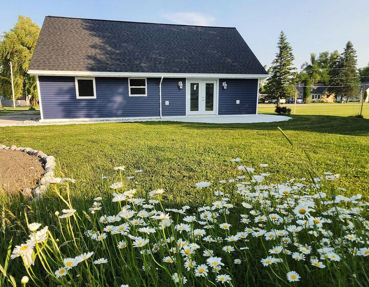 Property Photo: 415 George Street MI 49721