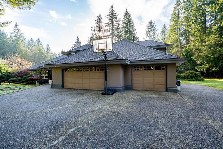 Property Photo: 21022 42 Avenue BC V3A 5A3