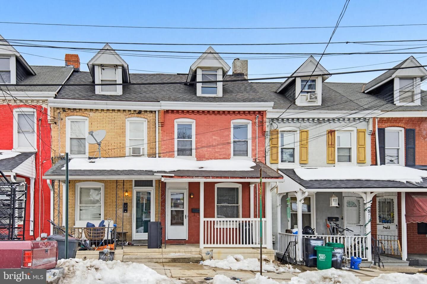 Property Photo:  821 Prangley Avenue  PA 17603 