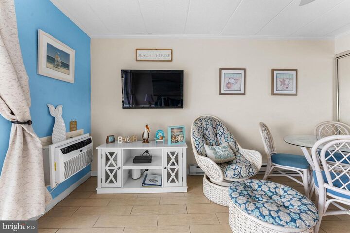 Property Photo:  2 80th Street 403  MD 21842 