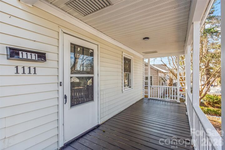 Property Photo:  1111 N Jackson Avenue  NC 28144 