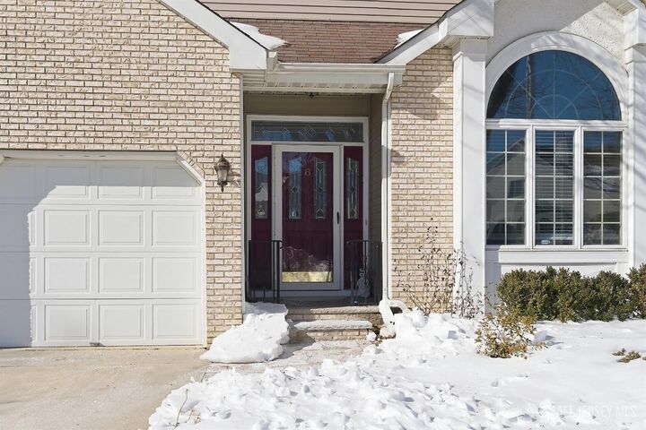 Property Photo:  8 Westminster Drive  NJ 08831 