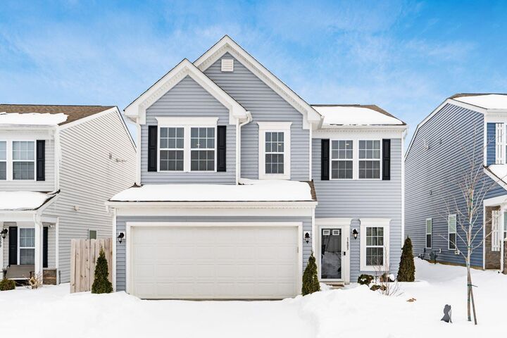 Property Photo:  1603 Lewes Castle Drive  OH 43123 