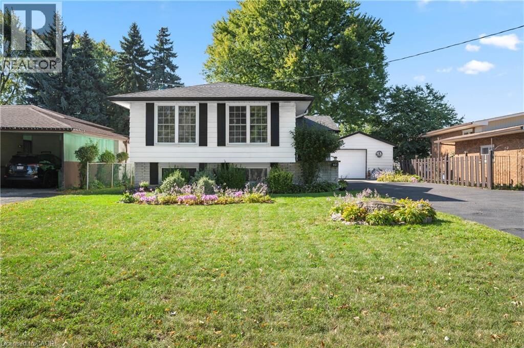 Photo de la propriété:  401 Mohawk Road West  ON L9C 1W5 