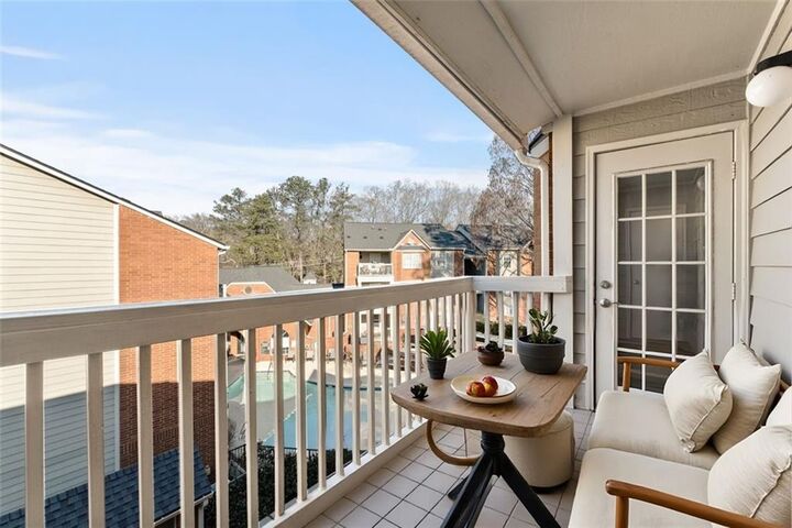 Property Photo:  3086 Chastain Park Court NE  GA 30342 