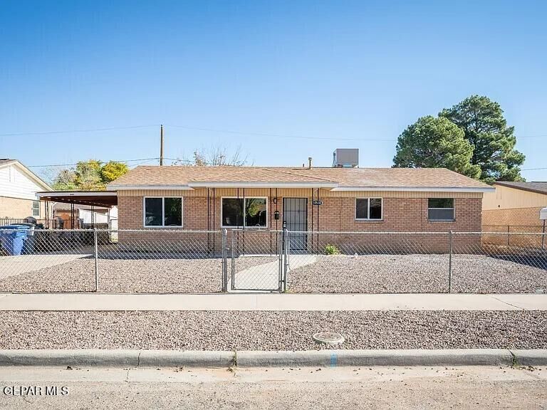 Property Photo: 10540 Brisbane Way TX 79936