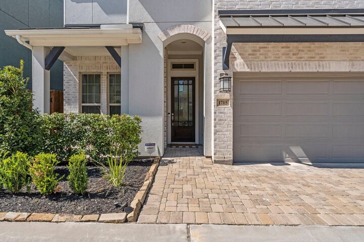 Property Photo: 1715 Leilani Drive TX 77055