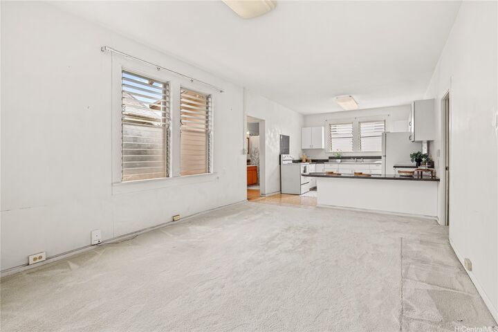 Property Photo: 532 A Malie Place HI 96816