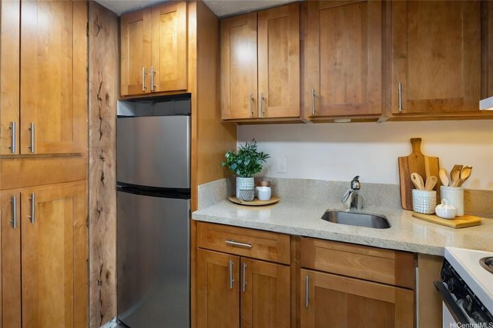 Property Photo:  2888 Ala Ilima Street 1607  HI 96818 