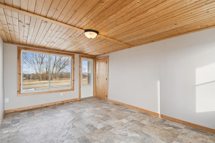 Property Photo: 5955 Osage Road IA 50703