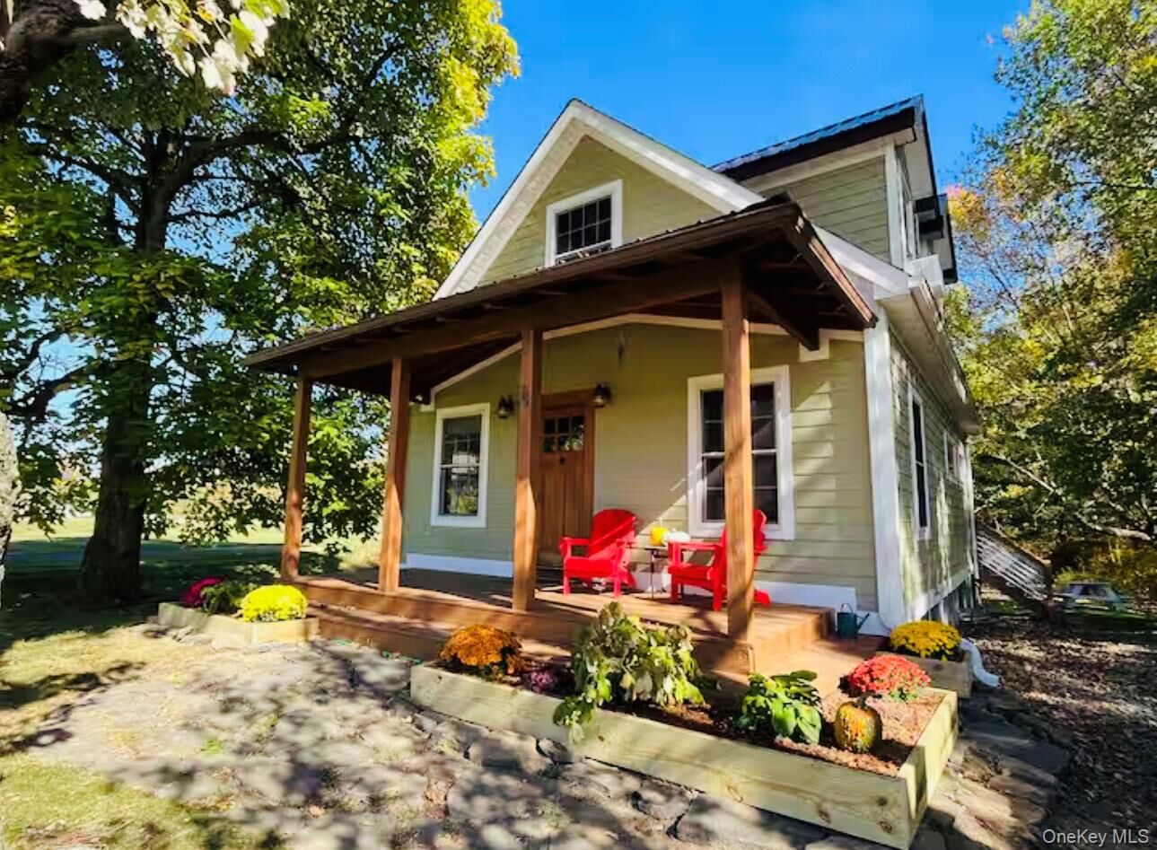 Property Photo:  8 S Ohioville Road  NY 12561 