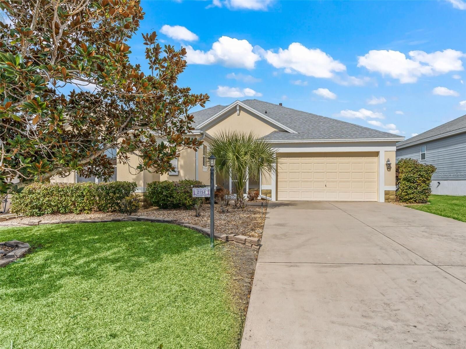 Property Photo:  2157 Blackville Drive  FL 32162 