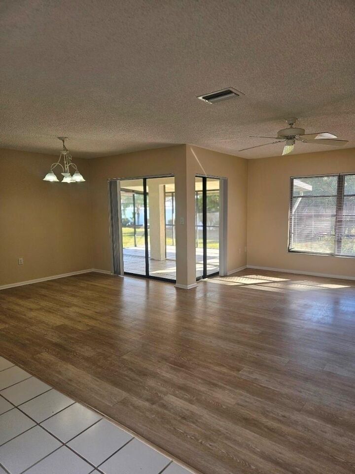 Property Photo:  521 Meridan Avenue NW  FL 33952 