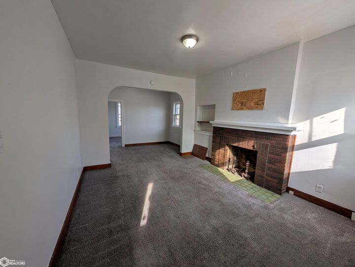 Property Photo:  722 Market Street  IA 52601 