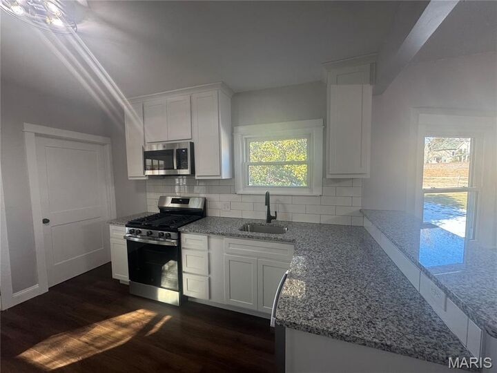 Property Photo:  7250 Arsenal Street  MO 63143 