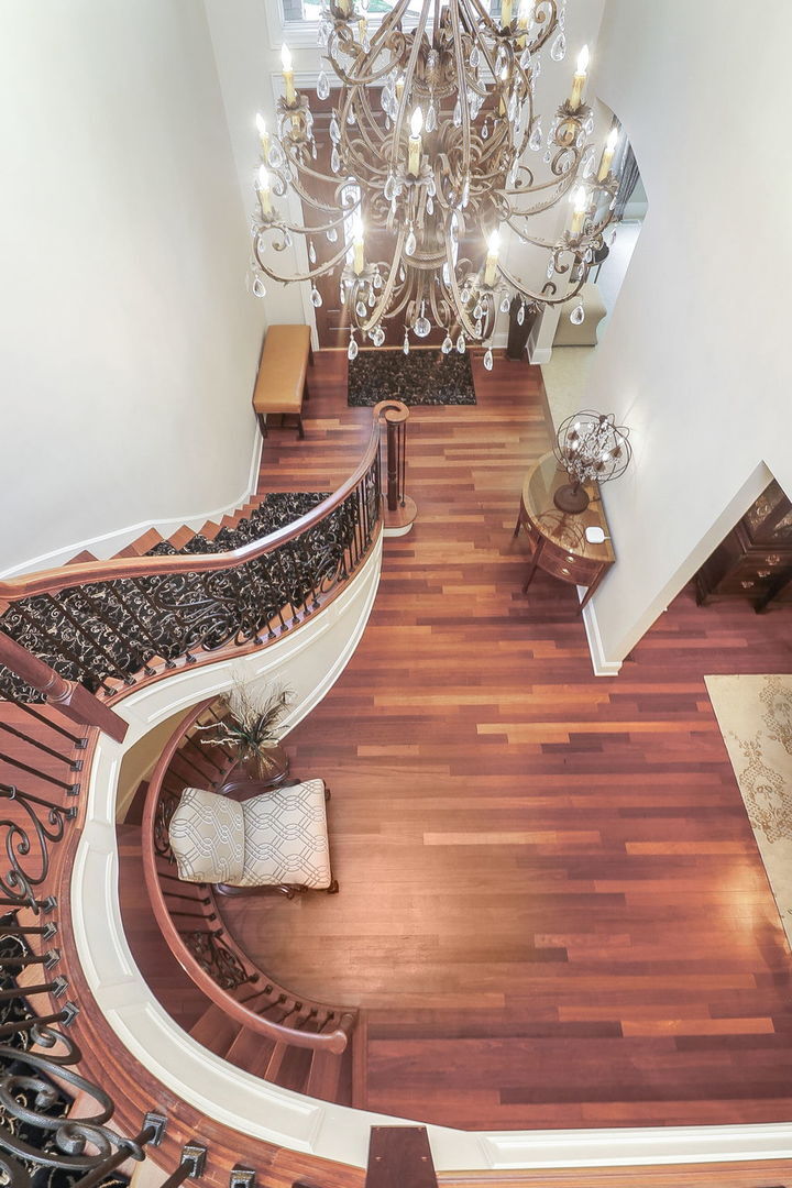 Property Photo: 616 Driftwood Court IL 60540