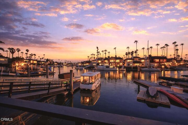 Property Photo: 952 Peninsula Street CA 93001