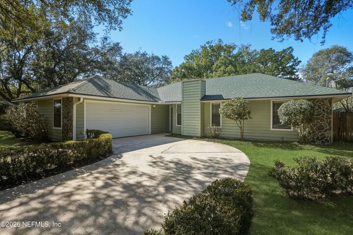 Property Photo:  244 Bonita Road  FL 32086 