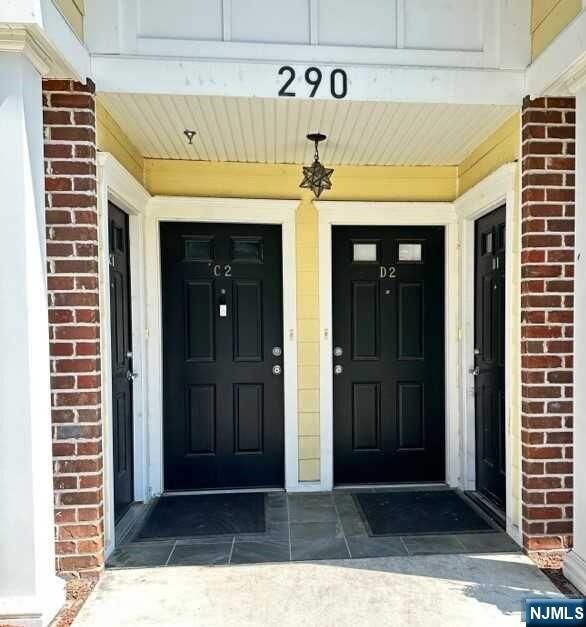 Property Photo:  290 3rd Street D2  NJ 07601 