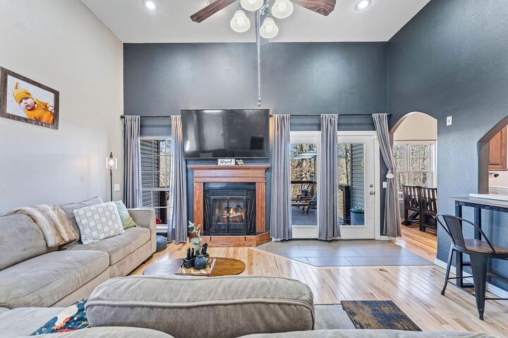 Property Photo:  6 Burns Circle  AR 72714 