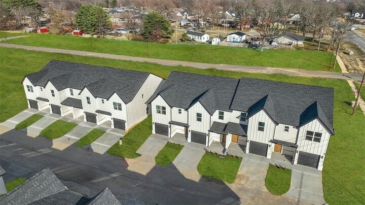 Property Photo:  1700 Cuppett Circle  AR 72751 