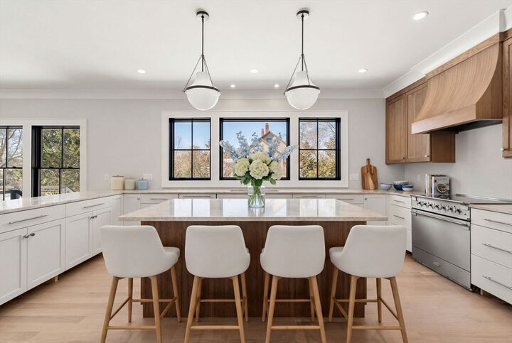 Property Photo:  577 Grove St  MA 02462 