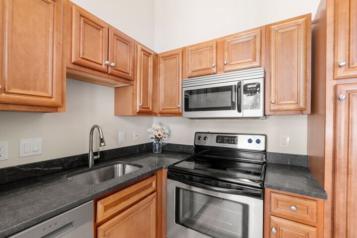 Property Photo:  146 Court St 108  MA 02302 