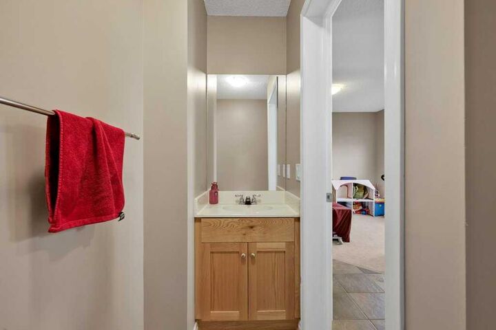Property Photo: 2384 Sagewood Gate SW #1201 AB T4B 0K7