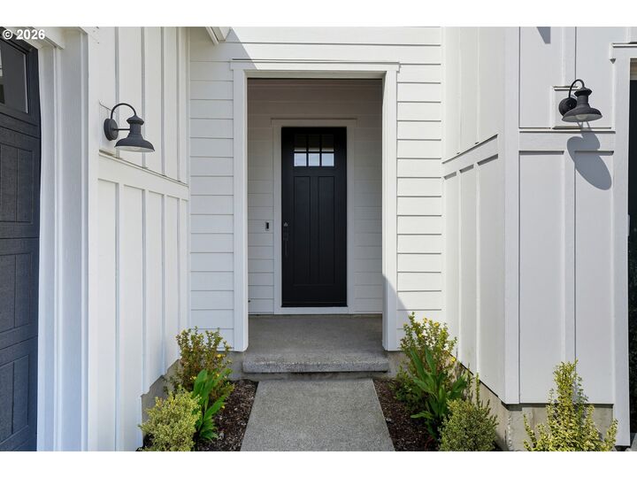 Property Photo: 3157 N 50th Ave WA 98607