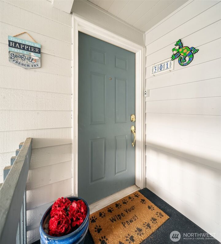 Property Photo:  23003  Marine View Drive S B301  WA 98198 