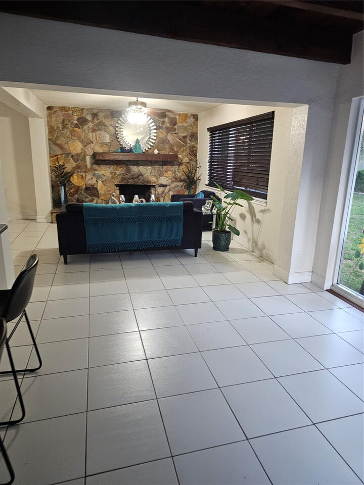 Property Photo: 3340 SW 18th Street FL 33312