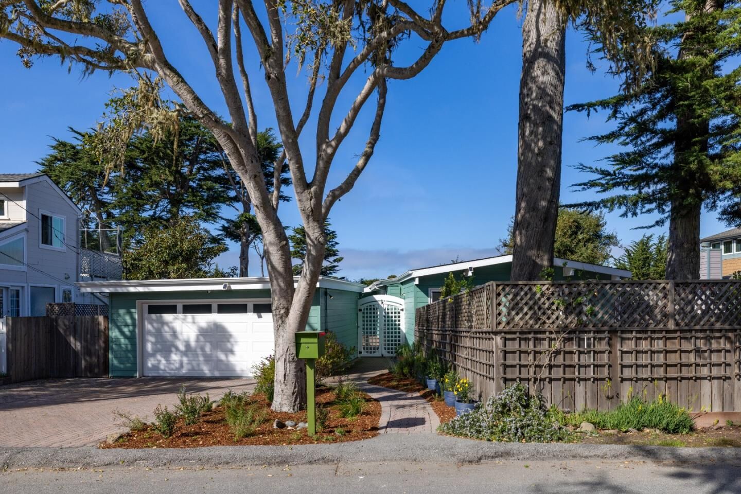 Property Photo:  306 Crocker Avenue  CA 93950 