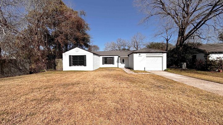 Property Photo: 3930 Hartel TX 77705