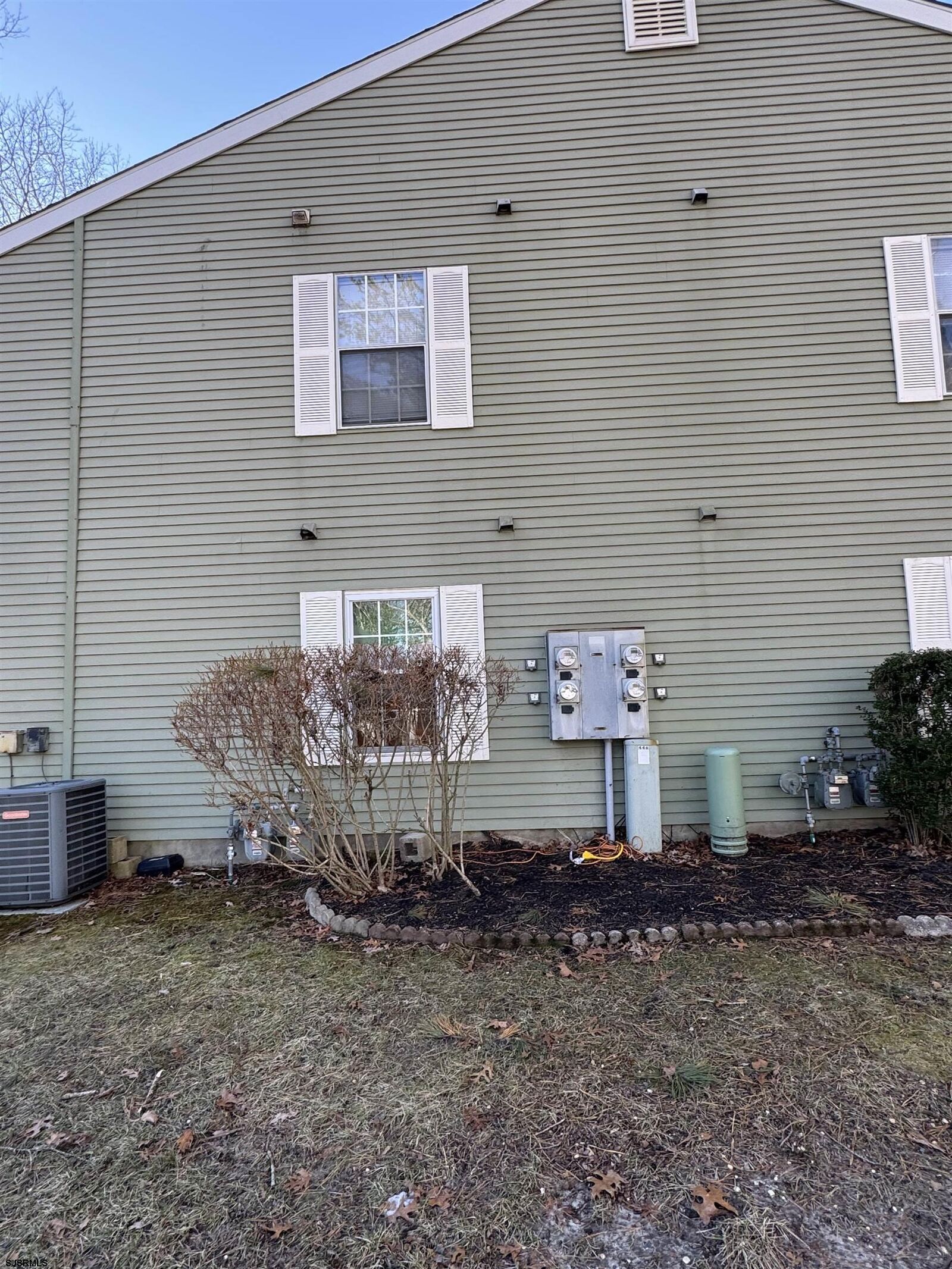 Property Photo:  126 Club Pl  NJ 08215 