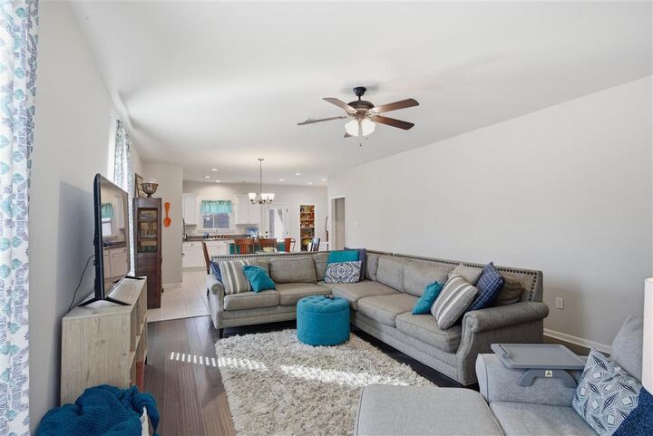 Property Photo:  369 Madison Crossing  LA 70665 