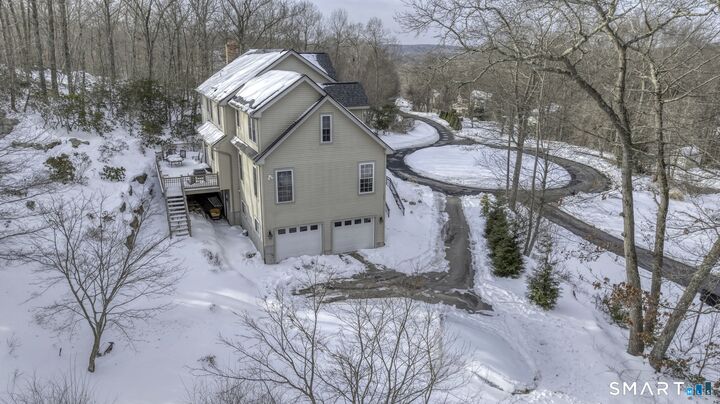 Property Photo:  11 Catbird Lane  CT 06333 