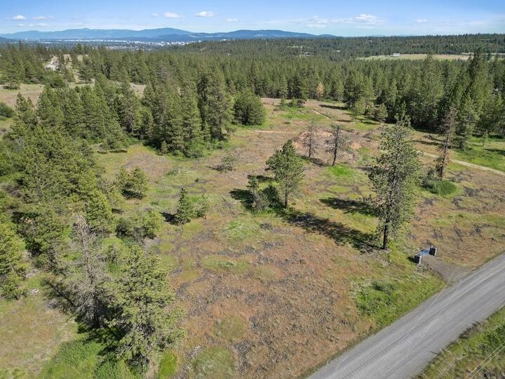 Property Photo:  37xx N Dowdy Rd  WA 99224 