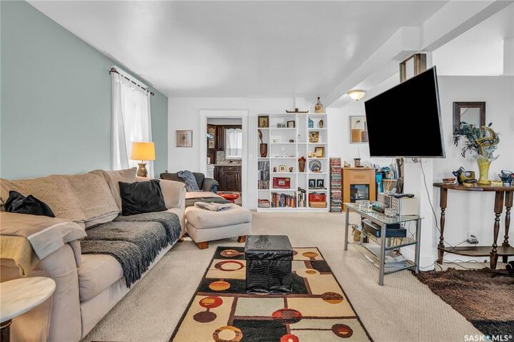 2128 Reynolds Street — photo 1