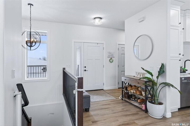 Photo de la propriété:  498 16th Avenue  SK S0K 2A0 