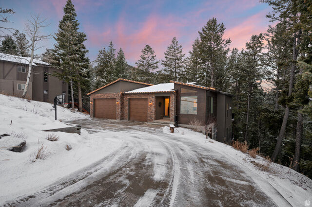 Property Photo:  80 Matterhorn Dr  UT 84098 