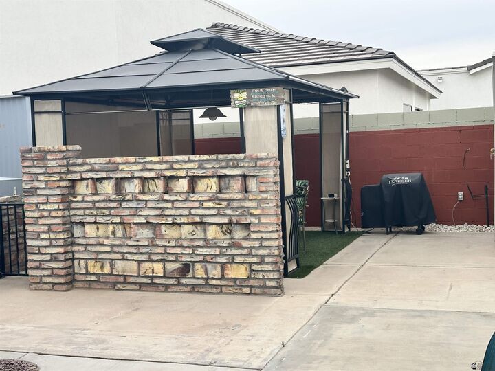 Property Photo: 11442 S Clara Anita Dr Space #200 AZ 85367