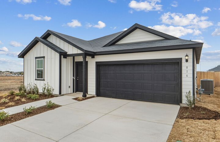 Property Photo:  816 Cardenas Street  TX 78666 