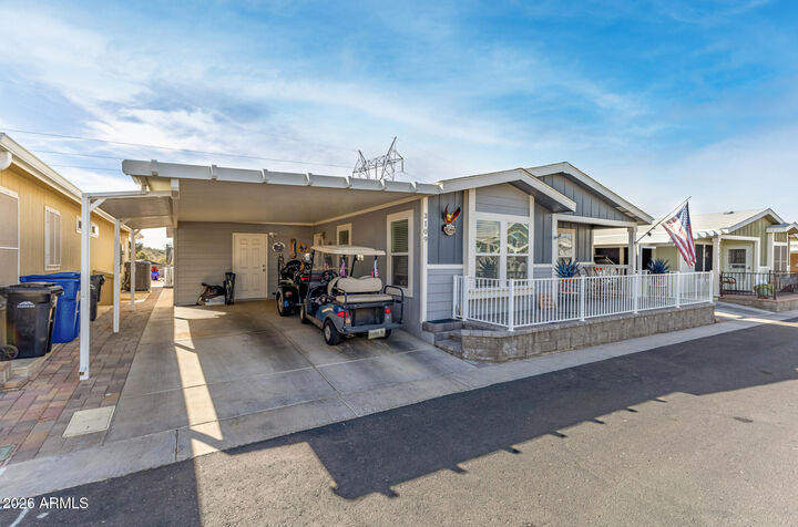 Property Photo:  650 N Hawes Road 3109  AZ 85207 