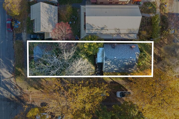 2305 Turner Street — photo 1