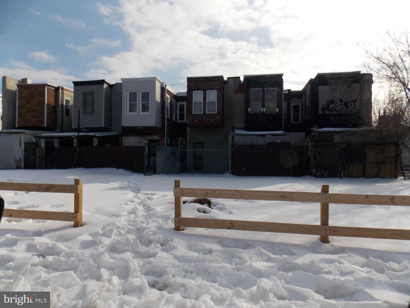 Property Photo:  2741 N Mutter Street  PA 19133 